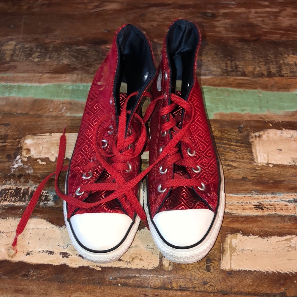 Converse hi-top